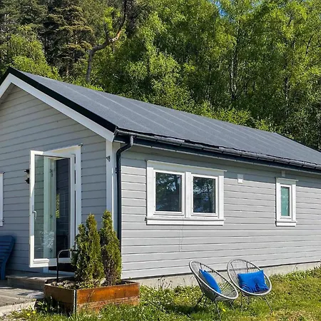 2 Bedroom Stunning In Lavik (Sogn og Fjordane)