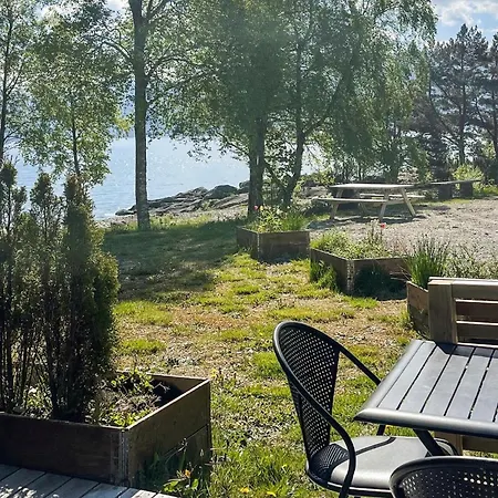 2 Bedroom Stunning In * Lavik (Sogn og Fjordane)